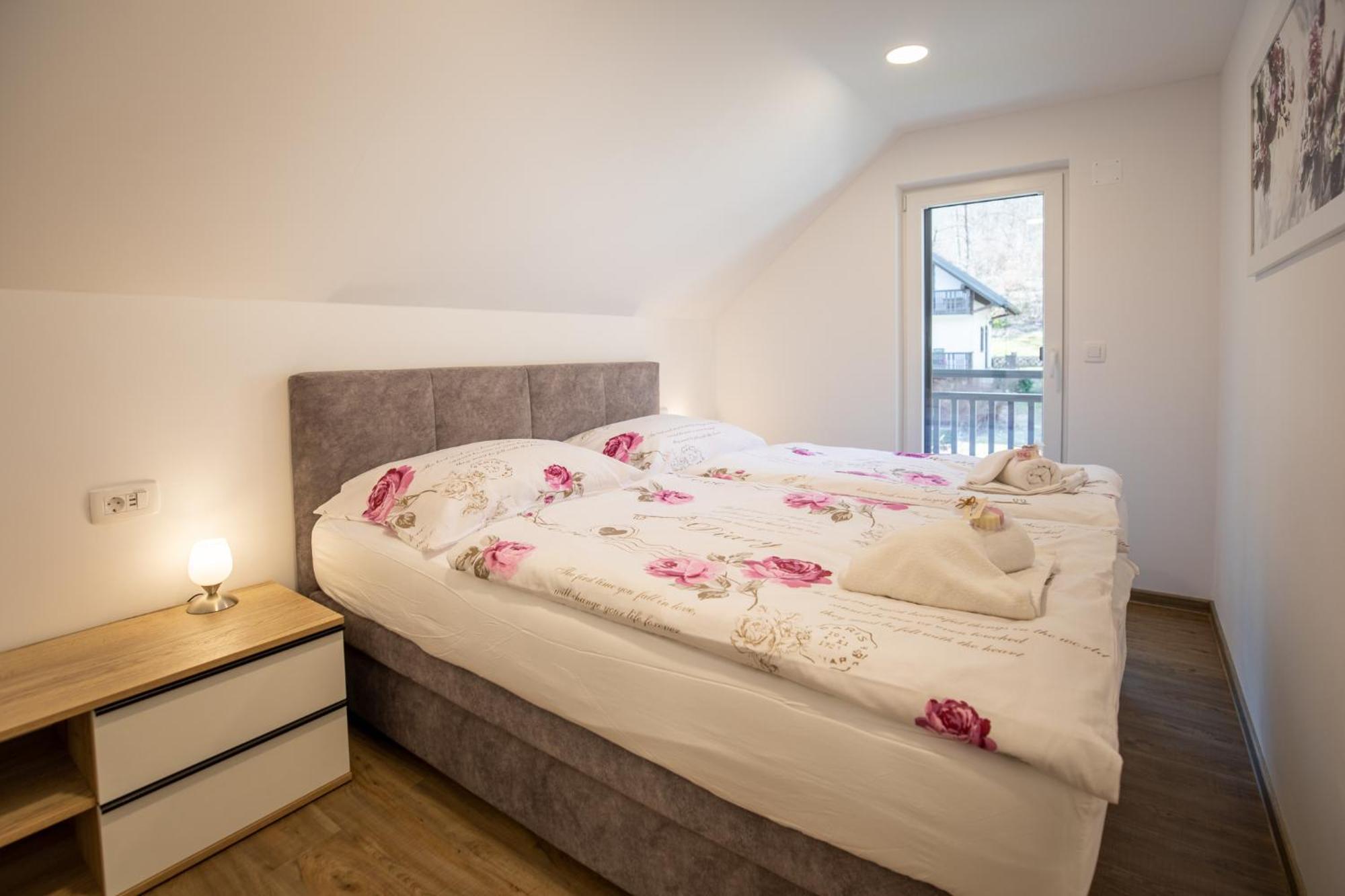 Apartment Crystal Aura 1 Bohinj ภายนอก รูปภาพ